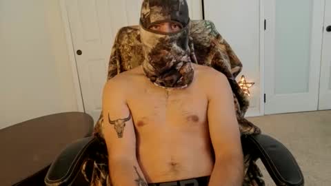 Snapshot of militaryfratboy chatting on 06-08-26, 02:28 militaryfratboy online show from 06-08-26, 02:28