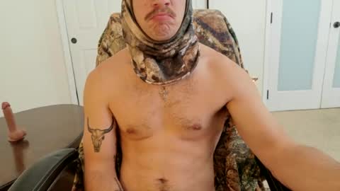 Snapshot of militaryfratboy chatting on 07-08-26, 04:55 militaryfratboy online show from 07-08-26, 04:55