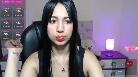 Snapshot of milk_little4u chatting on 10-27-25, 10:41 luci online show from 10-27-25, 10:41