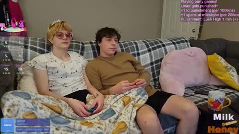 MilkandHoney online show from 12-14-25, 09:08