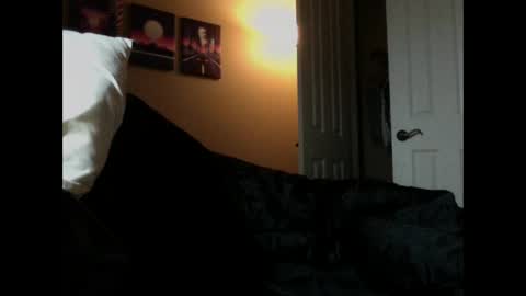 Milk Chocolate Sensei online show from 12-30-24, 03:25