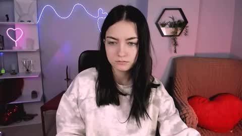 Snapshot of milki_wey chatting on 02-04-26, 07:03 Mila online show from 02-04-26, 07:03