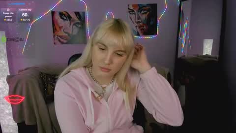 Snapshot of milki_wey chatting on 02-05-26, 08:19 Mila online show from 02-05-26, 08:19