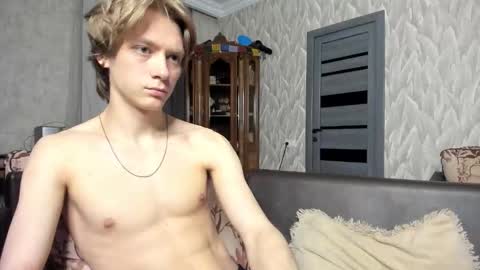 Snapshot of milkiwy chatting on 05-13-26, 09:33 Isaac online show from 05-13-26, 09:33