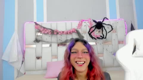 Michelle  online show from 10-27-25, 08:24