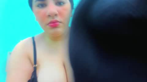 Snapshot of milky_way_18 chatting on 12-17-25, 02:12 milky_way_18 online show from 12-17-25, 02:12