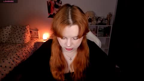 Lisa online show from 11-10-25, 05:28