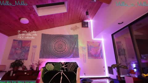 milla_milla online show from 01-10-25, 12:36