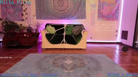 milla_milla online show from 10-05-25, 03:27