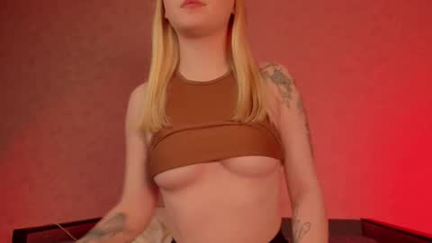 Milla online show from 09-15-25, 08:20