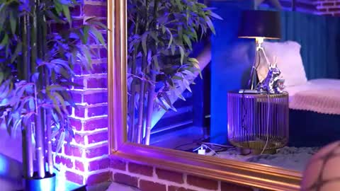 Snapshot of milla_serene chatting on 11-28-25, 07:33 Milla online show from 11-28-25, 07:33