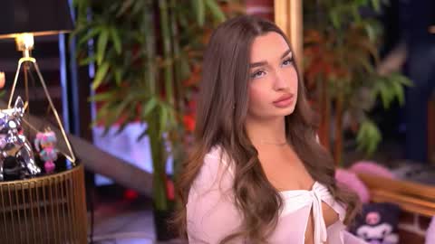 Snapshot of milla_serene chatting on 12-03-25, 06:21 Milla online show from 12-03-25, 06:21