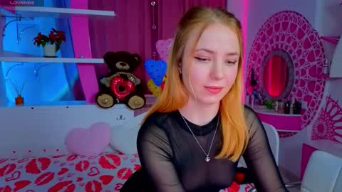 Snapshot of millana_hot chatting on 02-17-26, 09:54 Milana online show from 02-17-26, 09:54