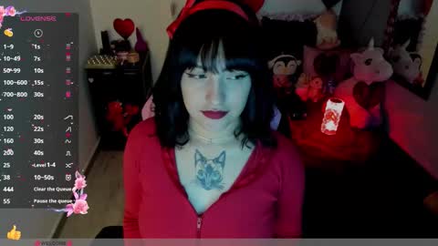 Snapshot of millandiux chatting on 02-16-26, 01:57 millandiux online show from 02-16-26, 01:57
