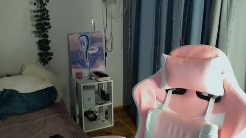 Milla online show from 12-02-24, 09:28