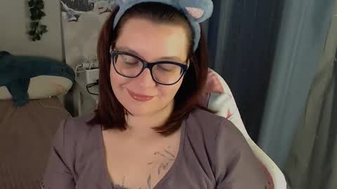 Milla online show from 02-05-26, 02:22