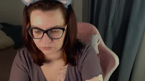 Milla online show from 04-03-26, 01:42