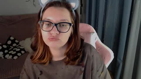 Milla online show from 04-18-26, 08:20