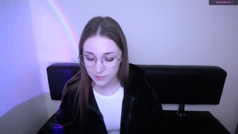 Snapshot of millasamsd chatting on 11-18-25, 09:14 Milla online show from 11-18-25, 09:14