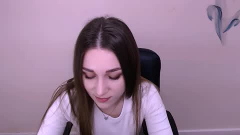 Snapshot of millasamsd chatting on 12-16-25, 07:46 Milla online show from 12-16-25, 07:46