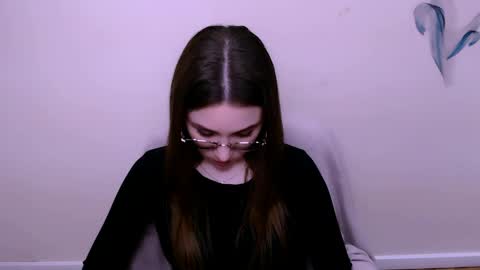 Milla online show from 04-03-26, 09:51