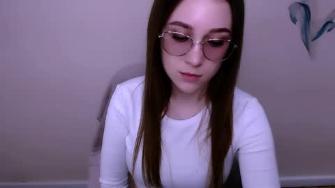 Milla online show from 04-04-26, 11:08