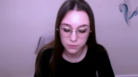 Snapshot of millasamsd chatting on 04-23-26, 12:29 Milla online show from 04-23-26, 12:29