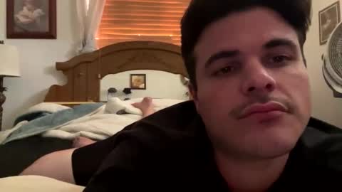 Snapshot of millennialcumm chatting on 04-16-26, 06:19 millennialcumm online show from 04-16-26, 06:19