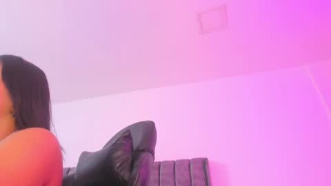 miller_silvana online show from 06-02-26, 11:56