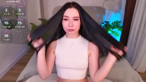 milleycyrus_ online show from 07-17-26, 09:30