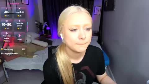 Millie online show from 11-11-25, 02:28