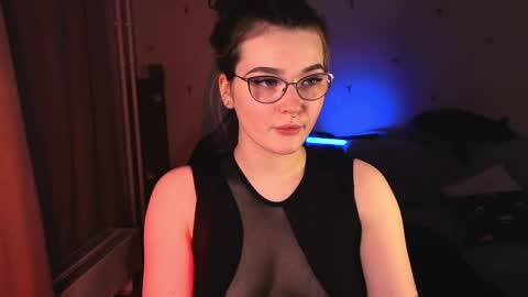 Millie online show from 05-28-26, 04:26