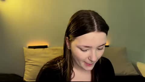 Millie online show from 07-03-26, 04:08