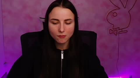 Snapshot of milly_liss chatting on 12-13-24, 07:04 Milly online show from 12-13-24, 07:04