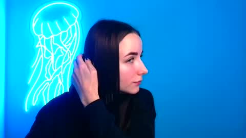 Snapshot of milly_liss chatting on 12-20-24, 07:12 Milly online show from 12-20-24, 07:12