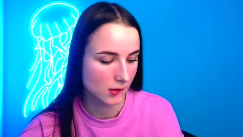 Snapshot of milly_liss chatting on 12-23-24, 03:33 Milly online show from 12-23-24, 03:33