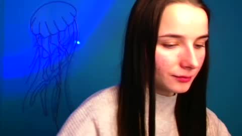 Snapshot of milly_liss chatting on 01-06-25, 12:35 Milly online show from 01-06-25, 12:35