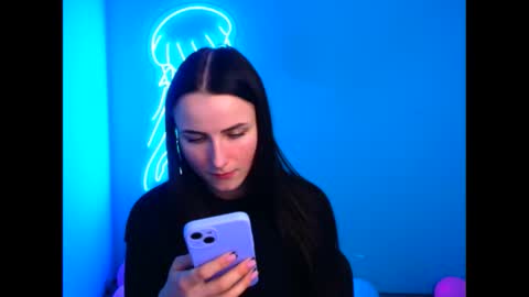 Snapshot of milly_liss chatting on 02-17-25, 03:42 Milly online show from 02-17-25, 03:42