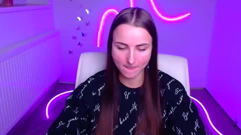 Snapshot of milly_liss chatting on 12-01-25, 12:21 Milly online show from 12-01-25, 12:21