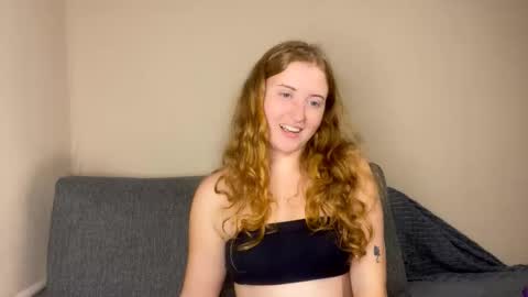Milly online show from 10-20-25, 04:18