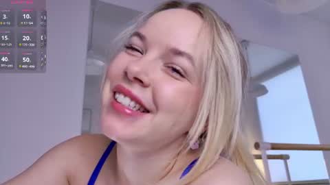 Milly    online show from 06-12-26, 06:56