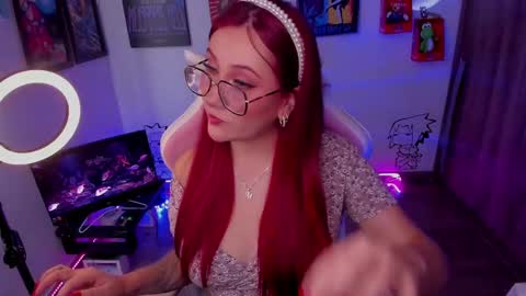 Monkey D Maddie online show from 02-10-25, 08:42