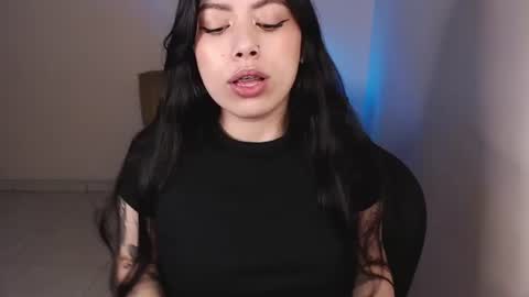 Snapshot of millyx_ chatting on 06-17-26, 10:43 Emily online show from 06-17-26, 10:43