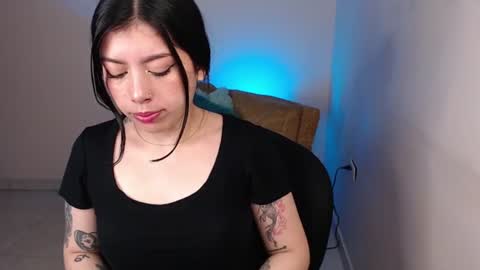 Emily  online show from 07-21-26, 07:32