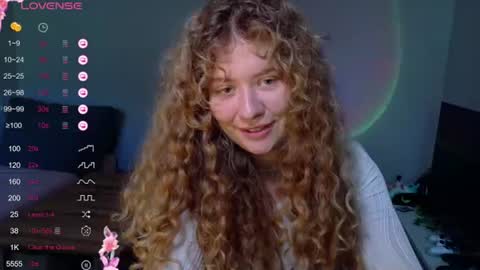 Snapshot of milounee chatting on 06-29-26, 08:09 milounee online show from 06-29-26, 08:09