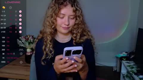 Snapshot of milounee chatting on 07-20-26, 10:39 milounee online show from 07-20-26, 10:39