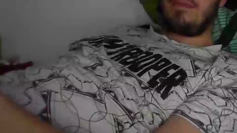 Snapshot of milowww1601 chatting on 01-29-25, 09:44 milowww1601 online show from 01-29-25, 09:44