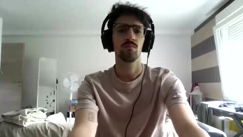 MiltonMox online show from 06-03-26, 07:22