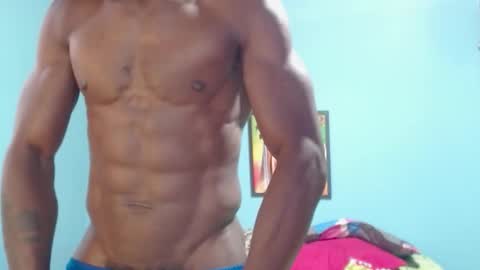 Snapshot of miltonn_jakee chatting on 01-14-26, 10:03 Miltonn online show from 01-14-26, 10:03