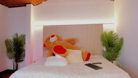 miluu online show from 07-09-26, 11:58